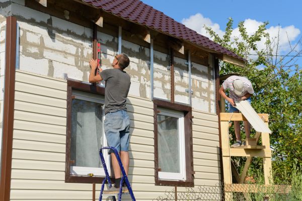 Cost of Home Siding Repair in Brentwood
