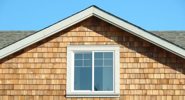 Cost of Cedar Shake Siding Repair in Brentwood