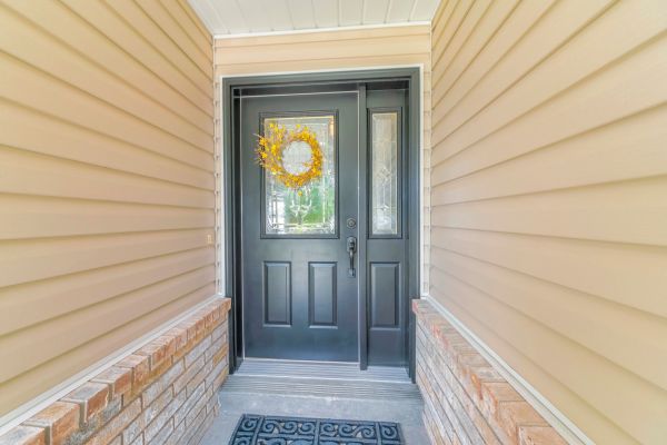 Cost of Siding Panel Repair in Brentwood