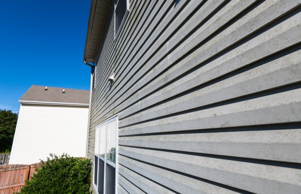 Cost of Vinyl Siding Panel Replacement in Brentwood